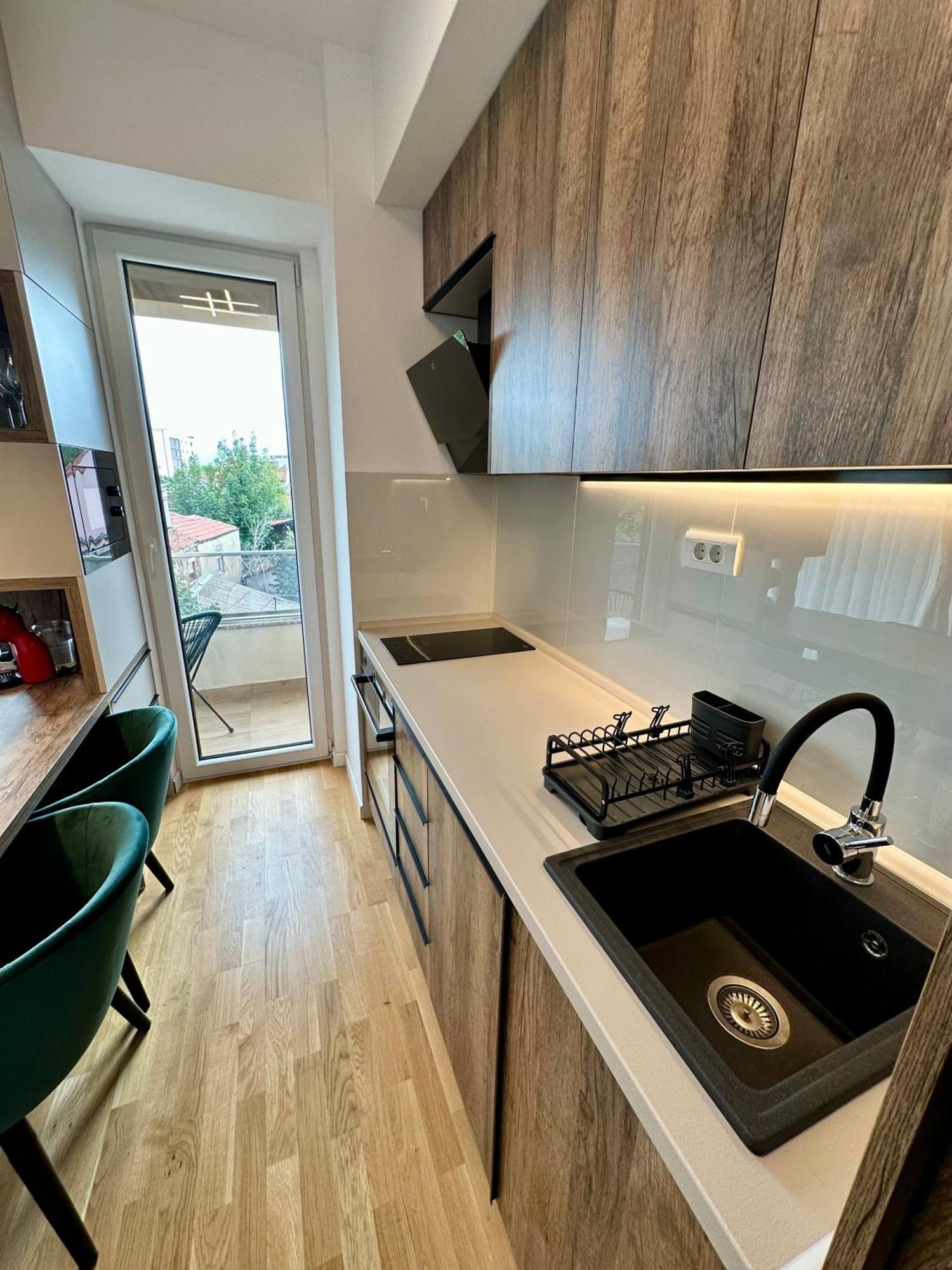 Downtown Riverside Apartments 斯科普里 外观 照片