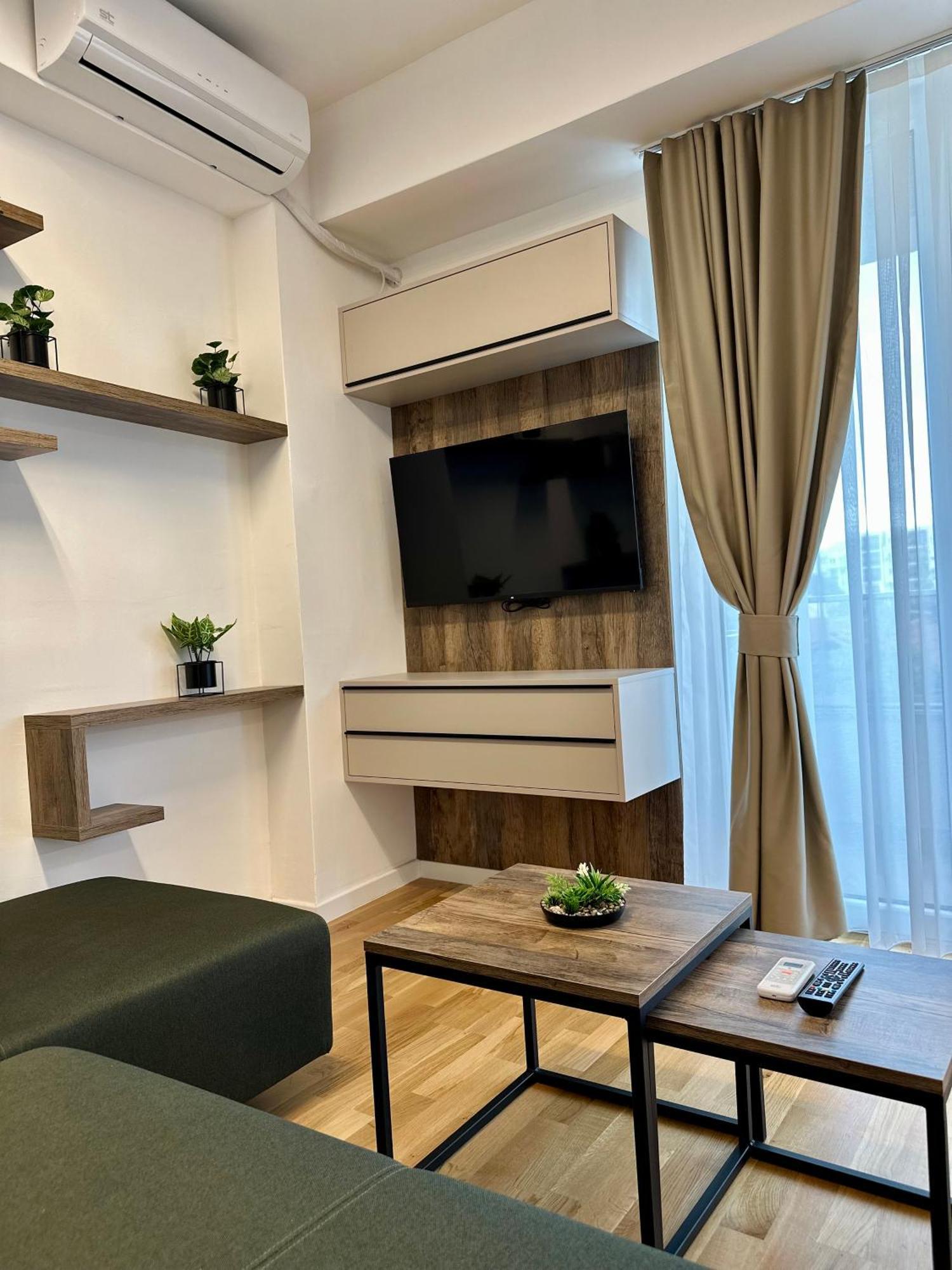 Downtown Riverside Apartments 斯科普里 外观 照片