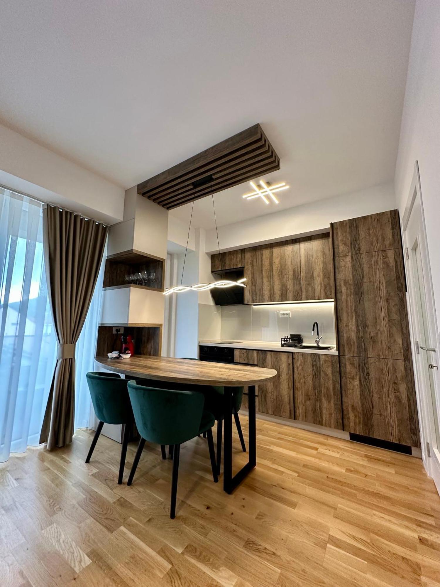 Downtown Riverside Apartments 斯科普里 外观 照片