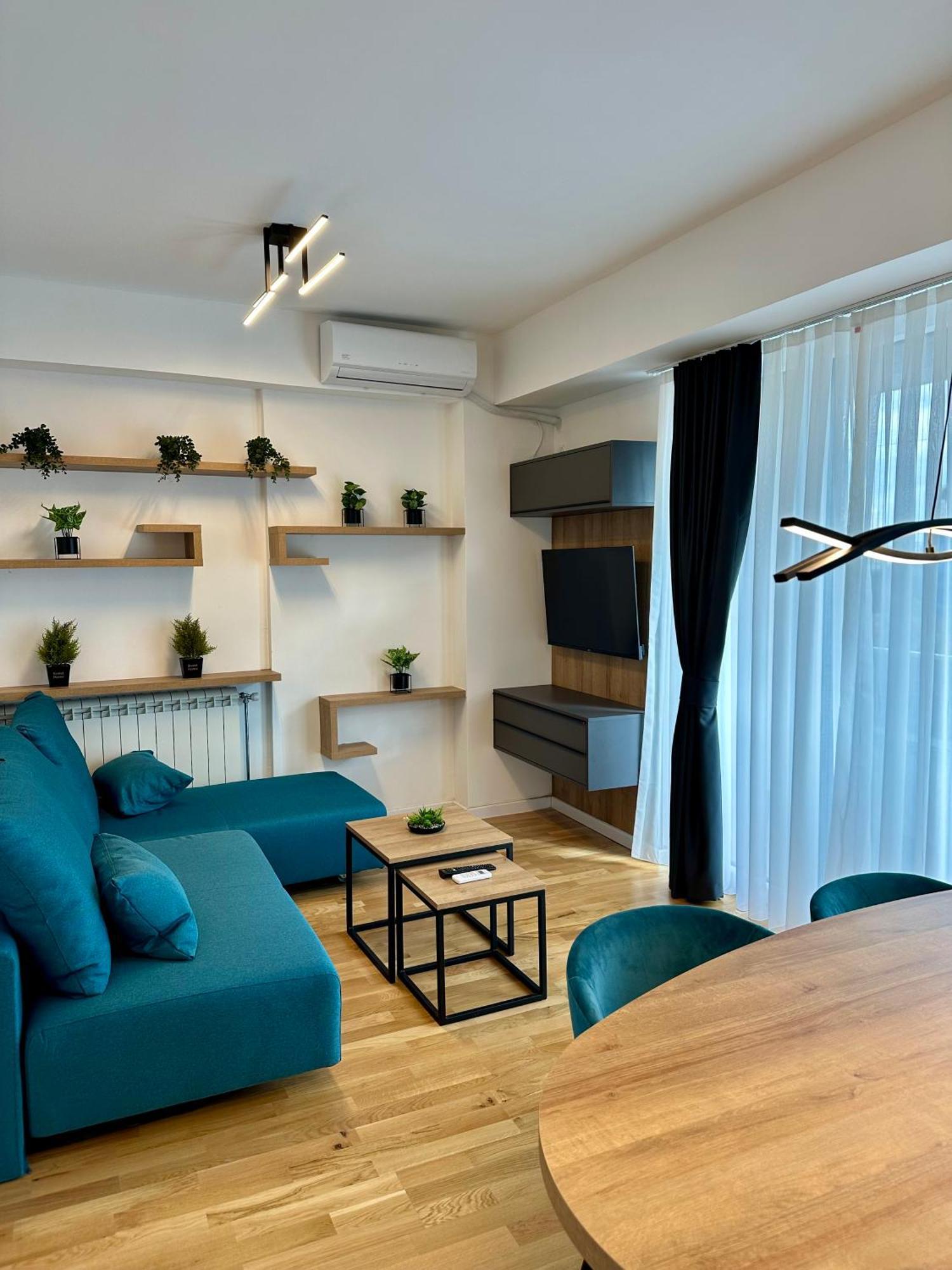 Downtown Riverside Apartments 斯科普里 外观 照片