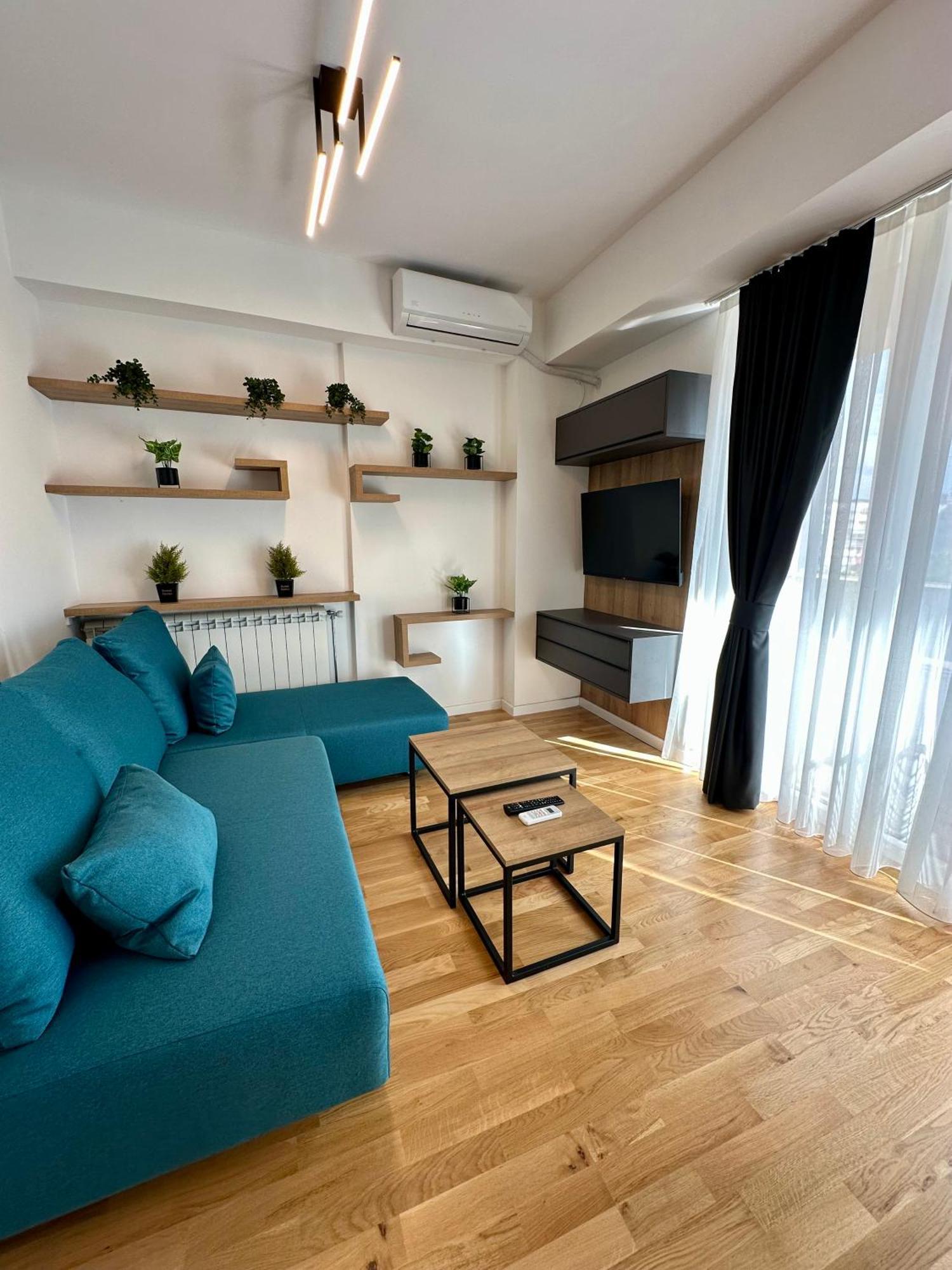 Downtown Riverside Apartments 斯科普里 外观 照片