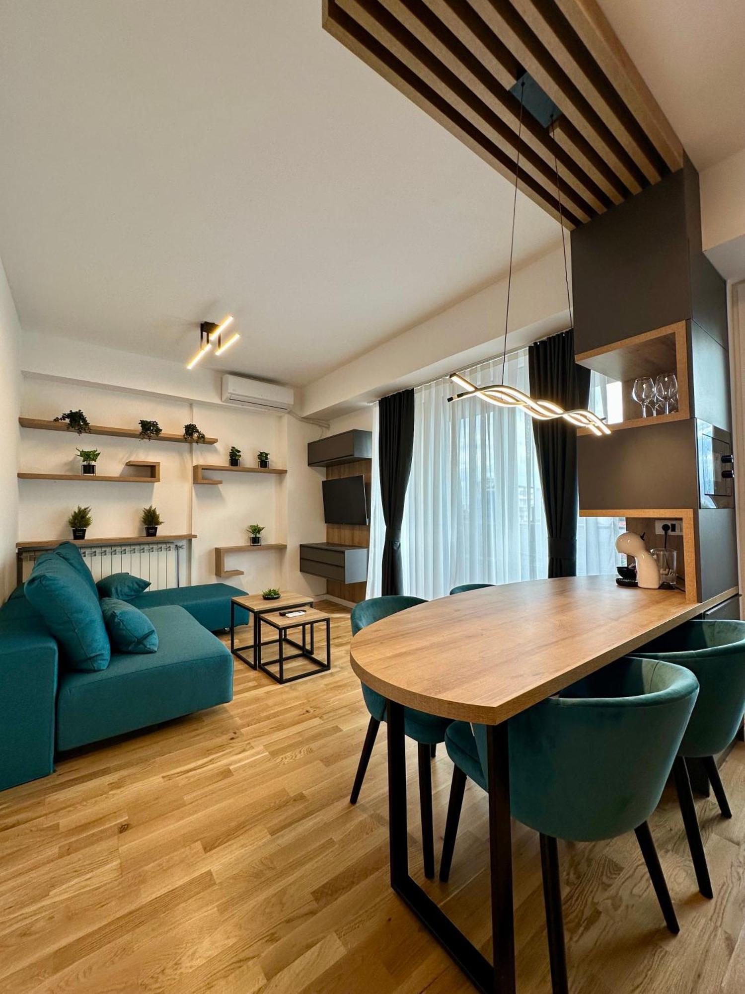 Downtown Riverside Apartments 斯科普里 外观 照片