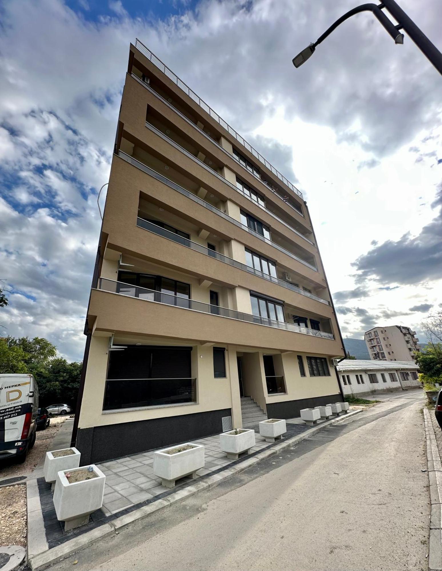 Downtown Riverside Apartments 斯科普里 外观 照片