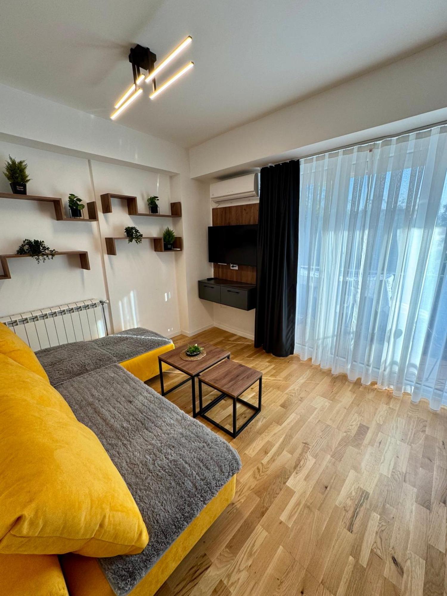 Downtown Riverside Apartments 斯科普里 外观 照片
