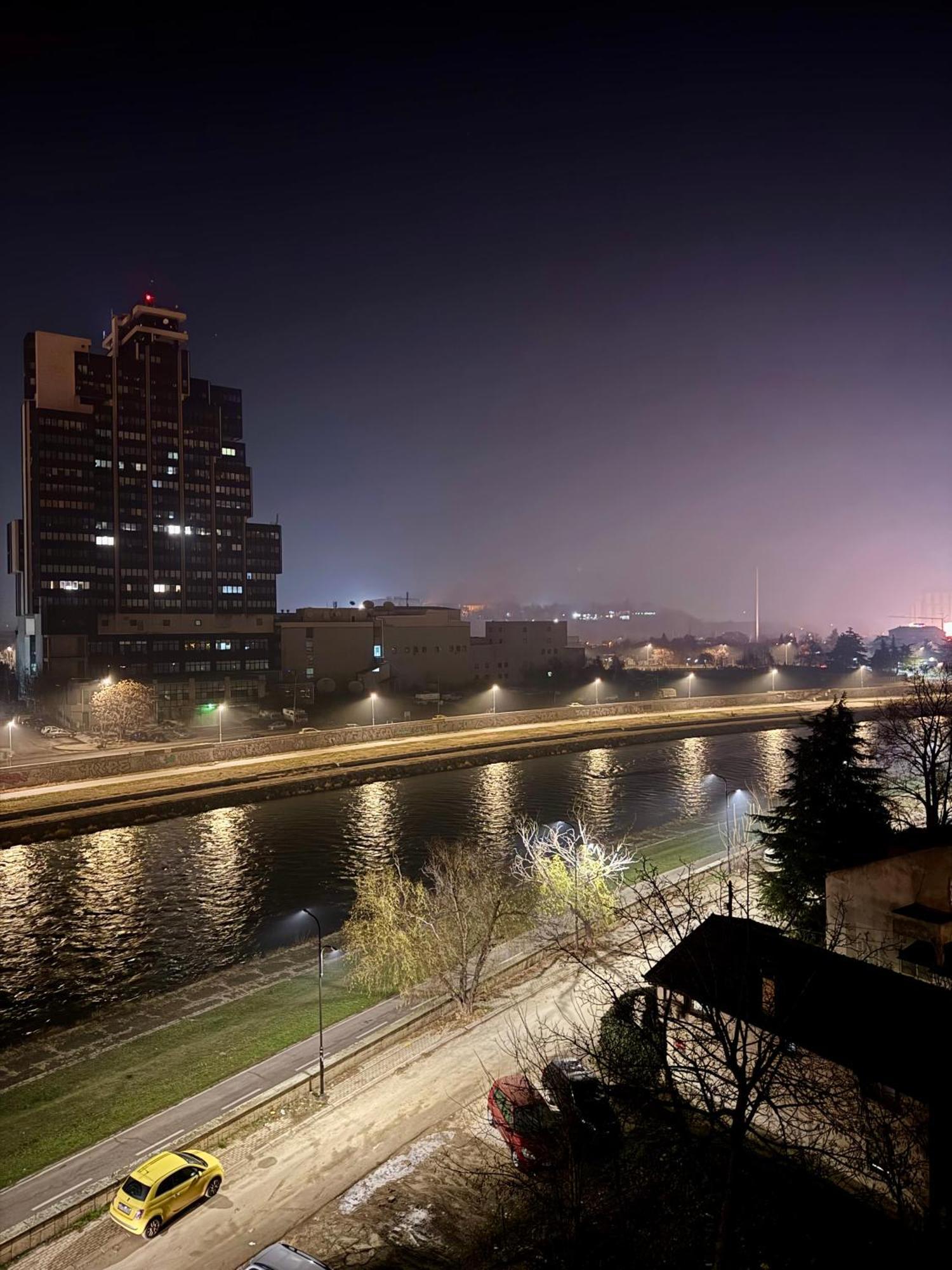 Downtown Riverside Apartments 斯科普里 外观 照片