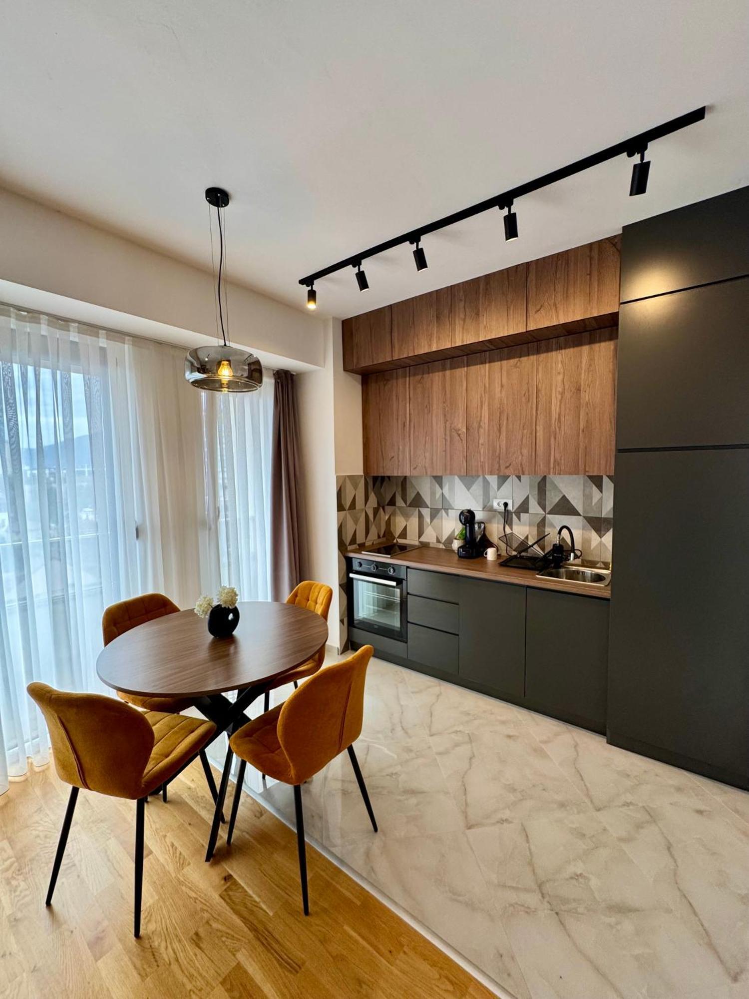 Downtown Riverside Apartments 斯科普里 外观 照片